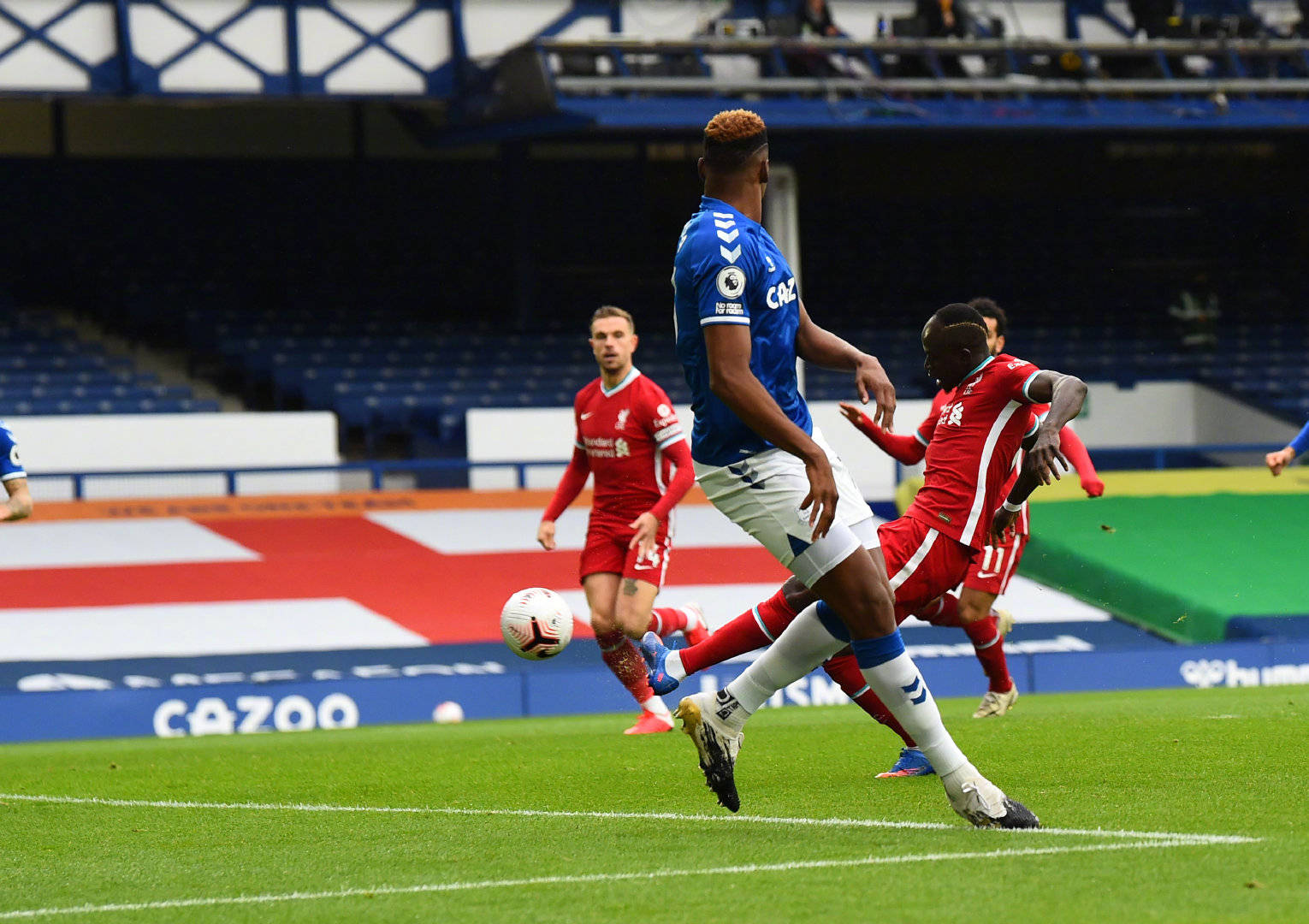 上表现令人 上表现令人