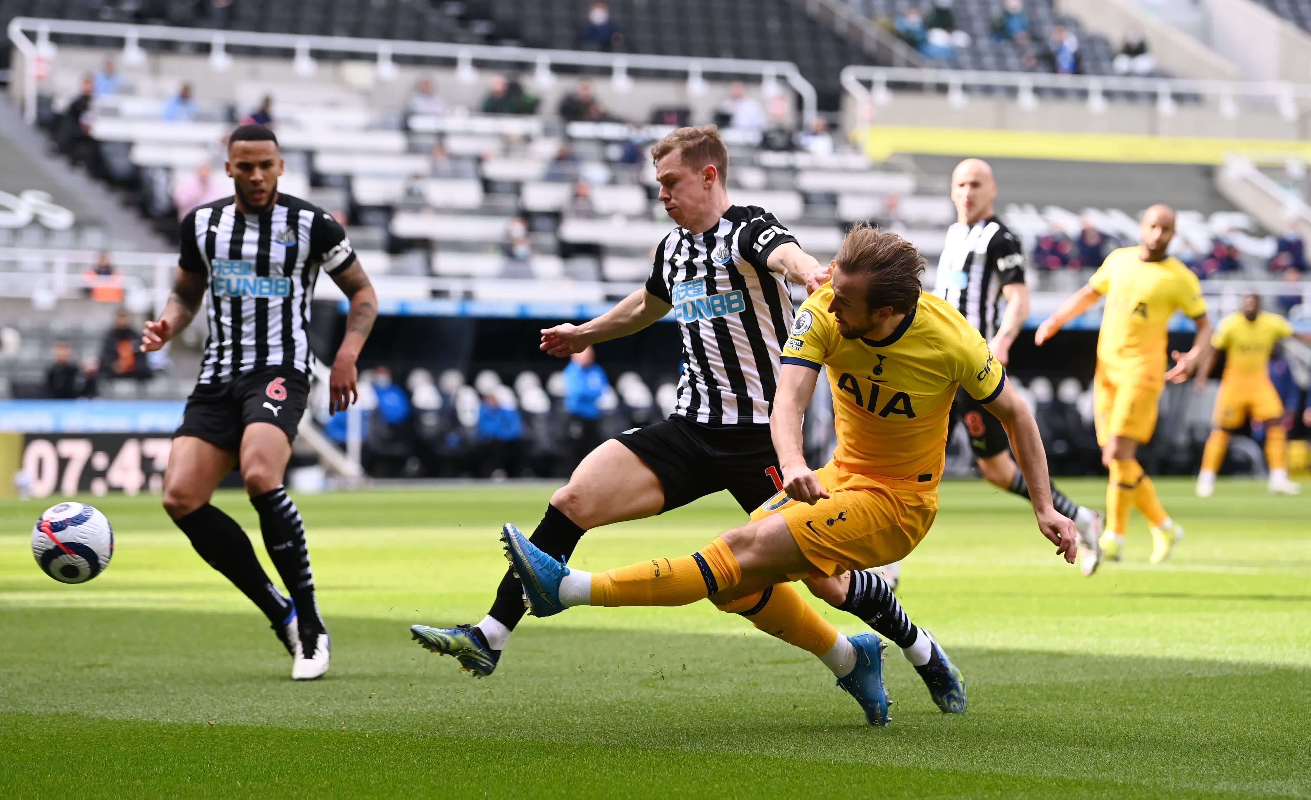 将在赛场内 将在赛场内